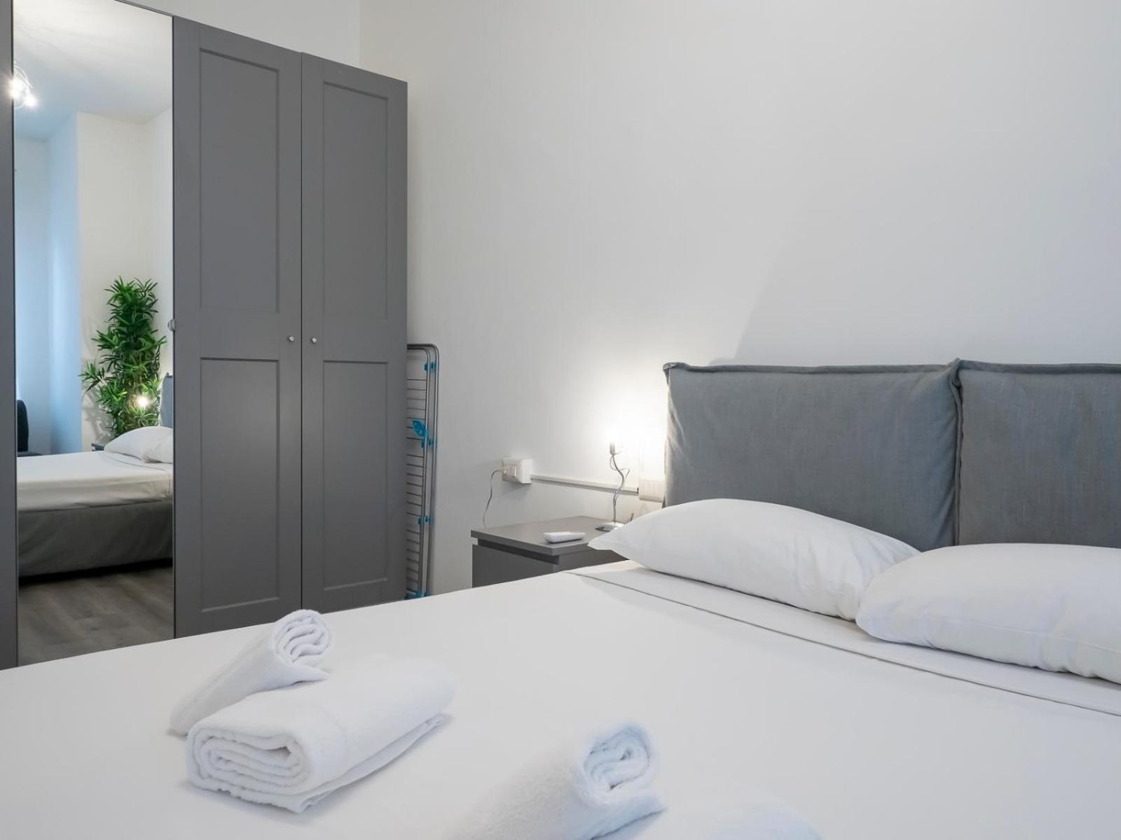I Host Apartment - Melloni 34 Milano Exteriör bild